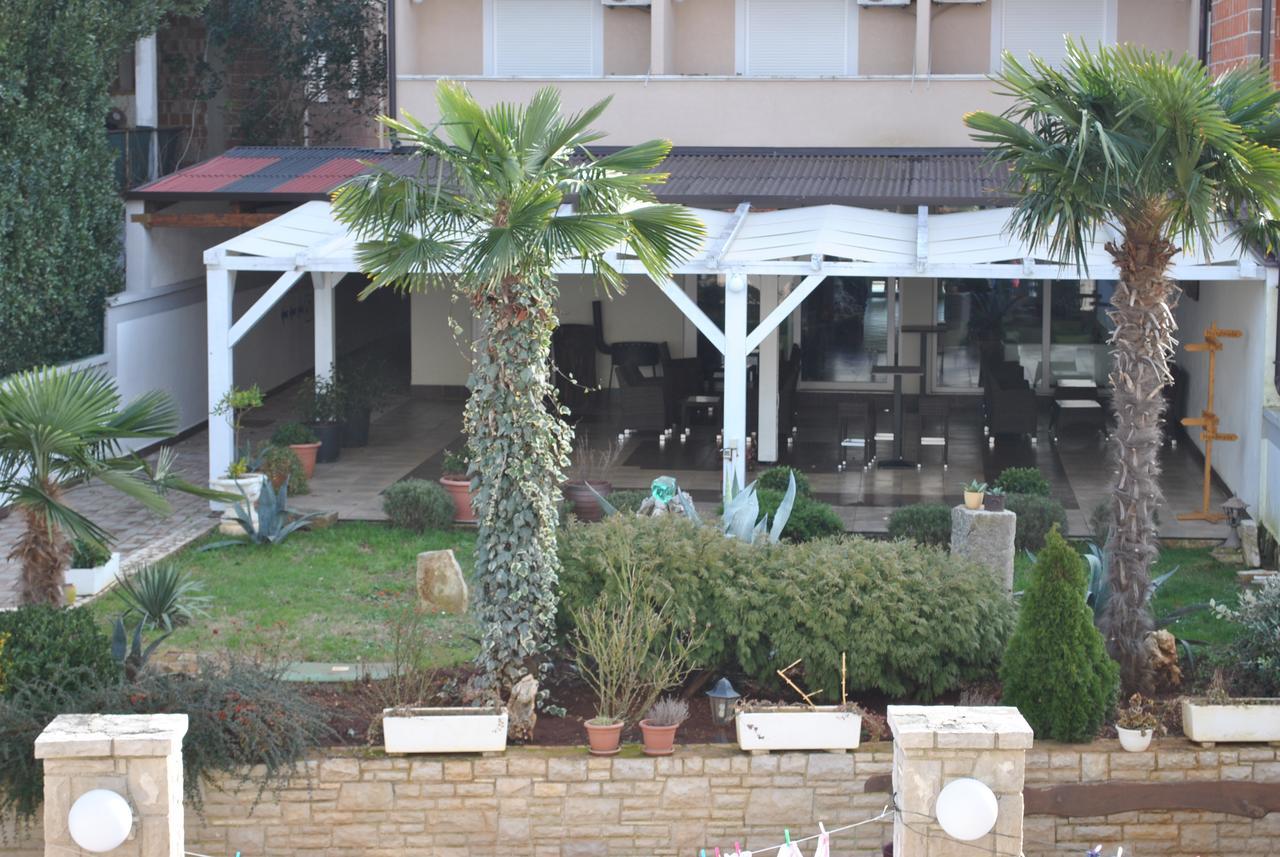 Bed and Breakfast Promenade Медулин Экстерьер фото